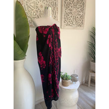 Load image into Gallery viewer, Sarong dress hibiscus.. - Unique Imports brought to you by Pablo &amp; Kerrie Wijaya