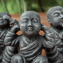 Load image into Gallery viewer, Concrete See Hear Speak No Evil Budha!